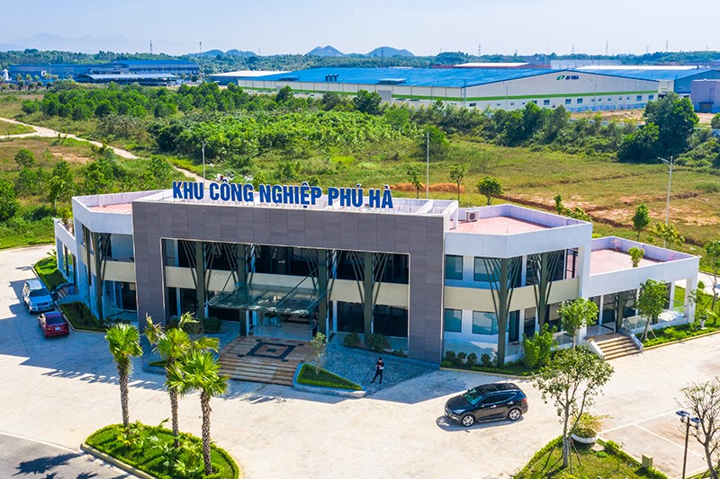 Xây dựng hạ tầng Phú Hà